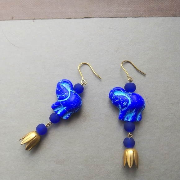 Sold! 'Never Forget' Dangles - Picture 3 of 4